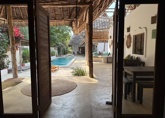 Mbili Villas - 2 Villas With Outdoor Kitchen & Pool